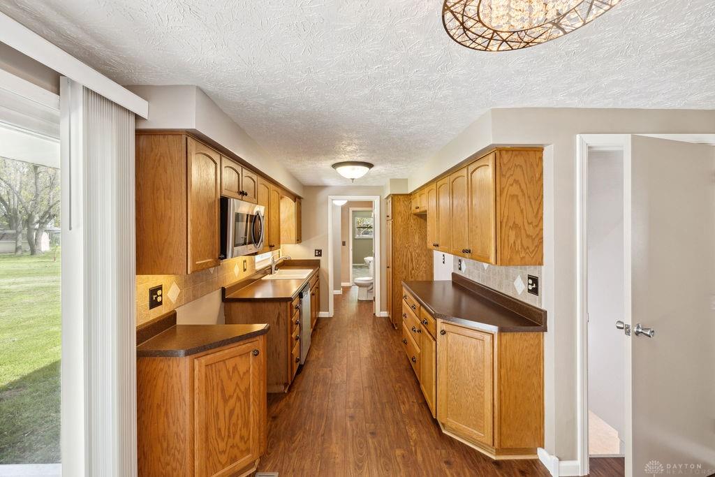 4130 Chalfant Drive Property Photo 17