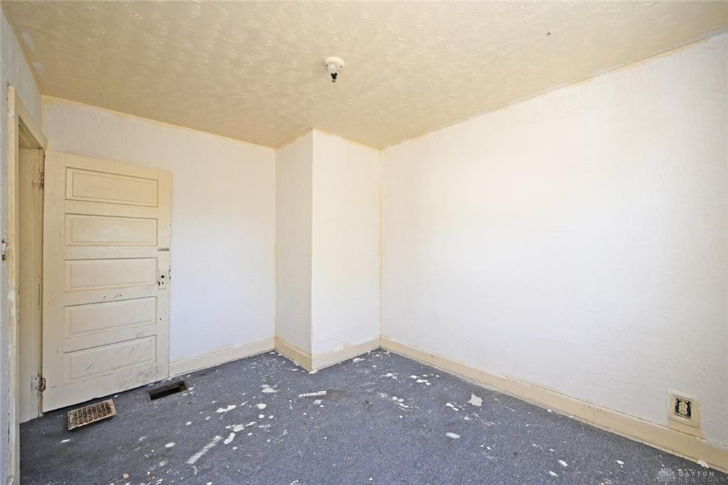 840 Frizell Avenue Property Photo 24