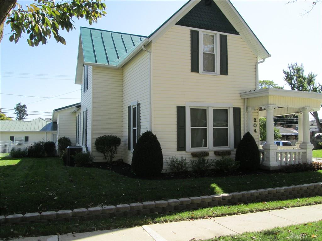 204 N Main Street Property Photo 4