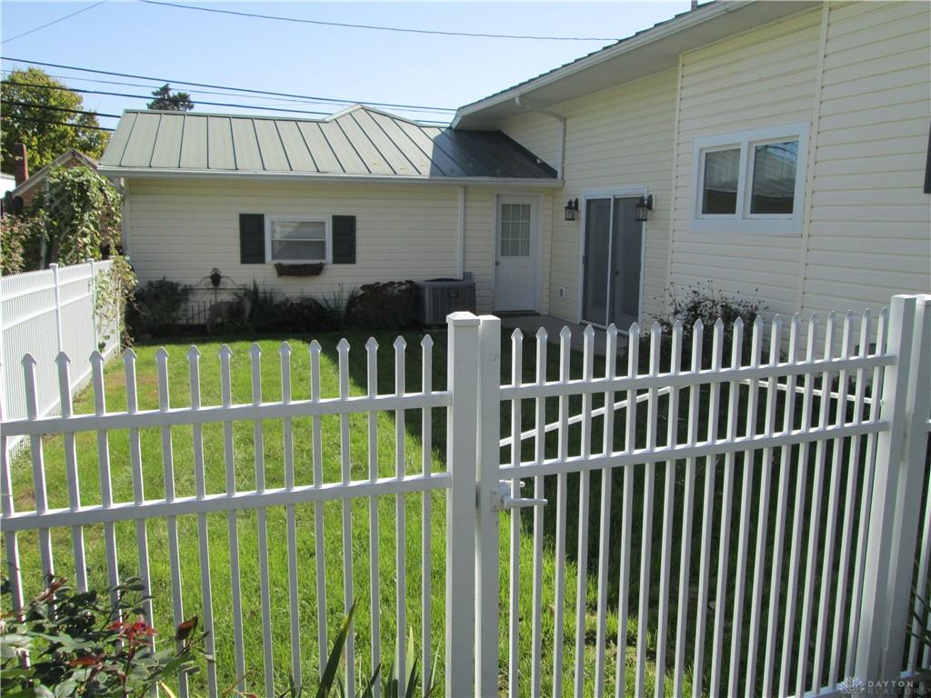 204 N Main Street Property Photo 8