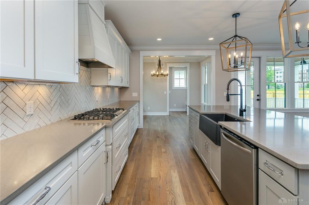 381 Allen Street Property Photo 11