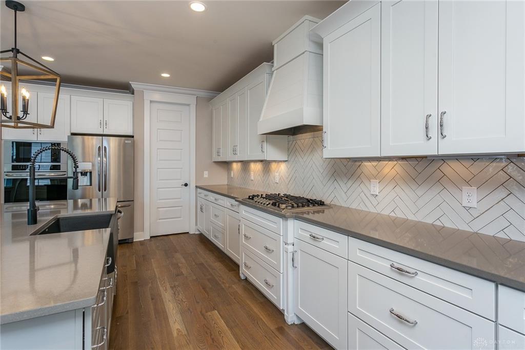 381 Allen Street Property Photo 18