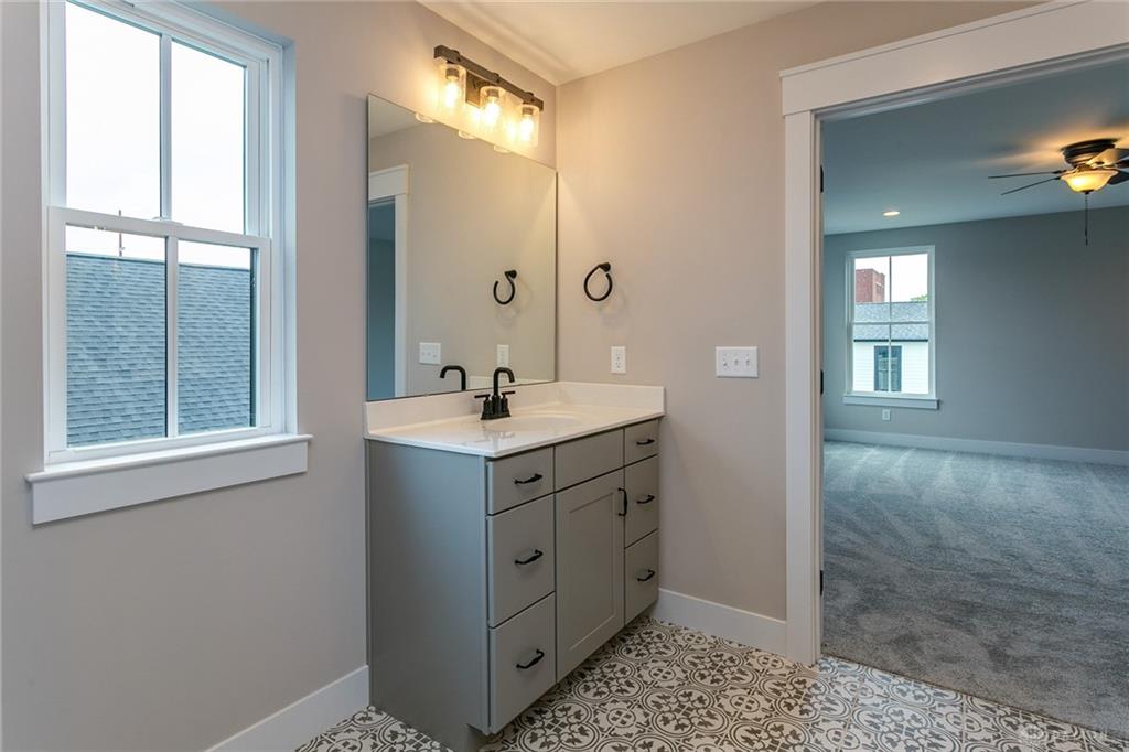 381 Allen Street Property Photo 28