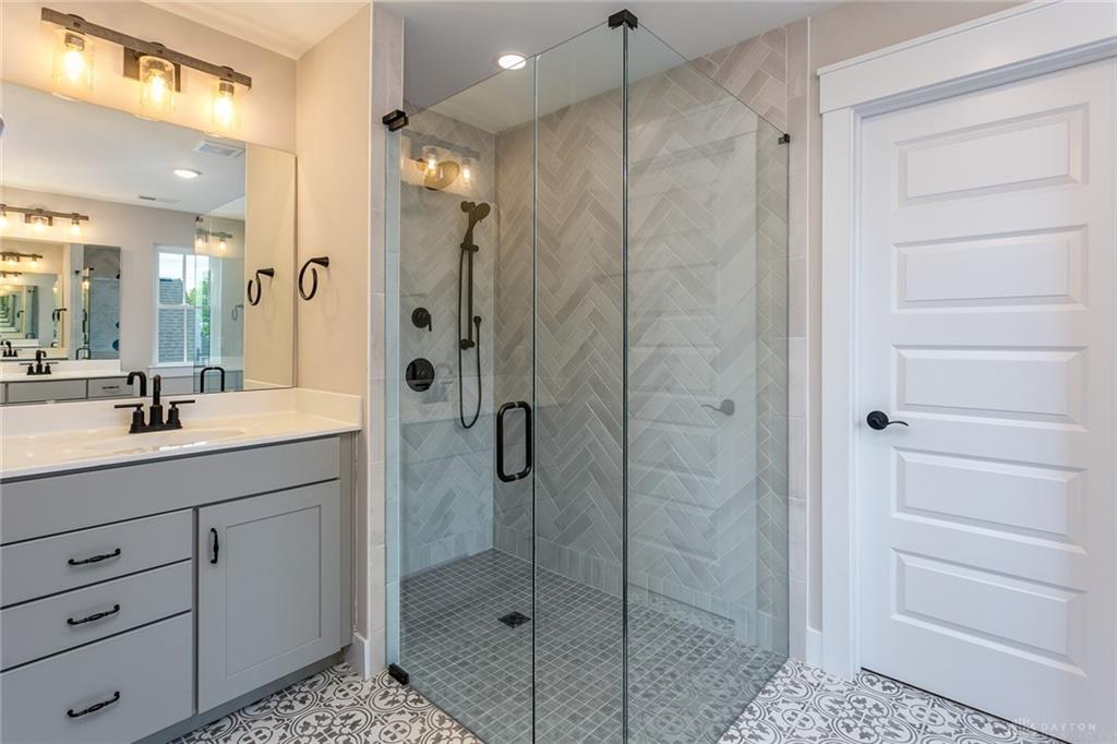 381 Allen Street Property Photo 29