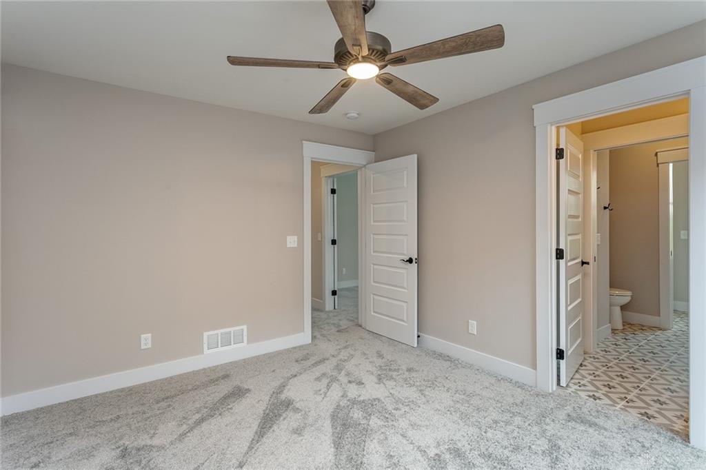 381 Allen Street Property Photo 32