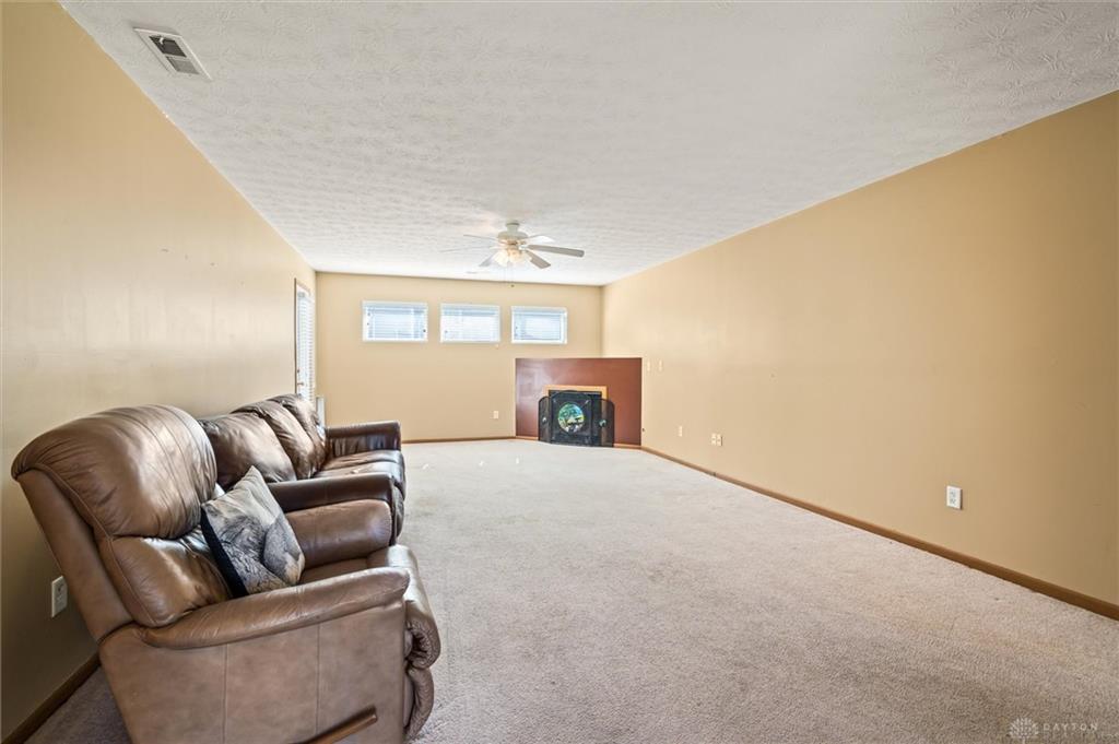2408 Homeland Court Property Photo 4