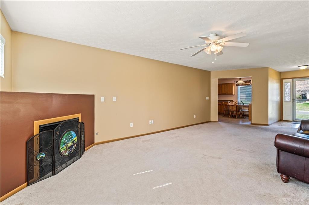 2408 Homeland Court Property Photo 6