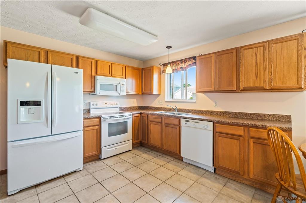 2408 Homeland Court Property Photo 8