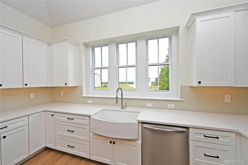365 Bailey Street Property Photo 20