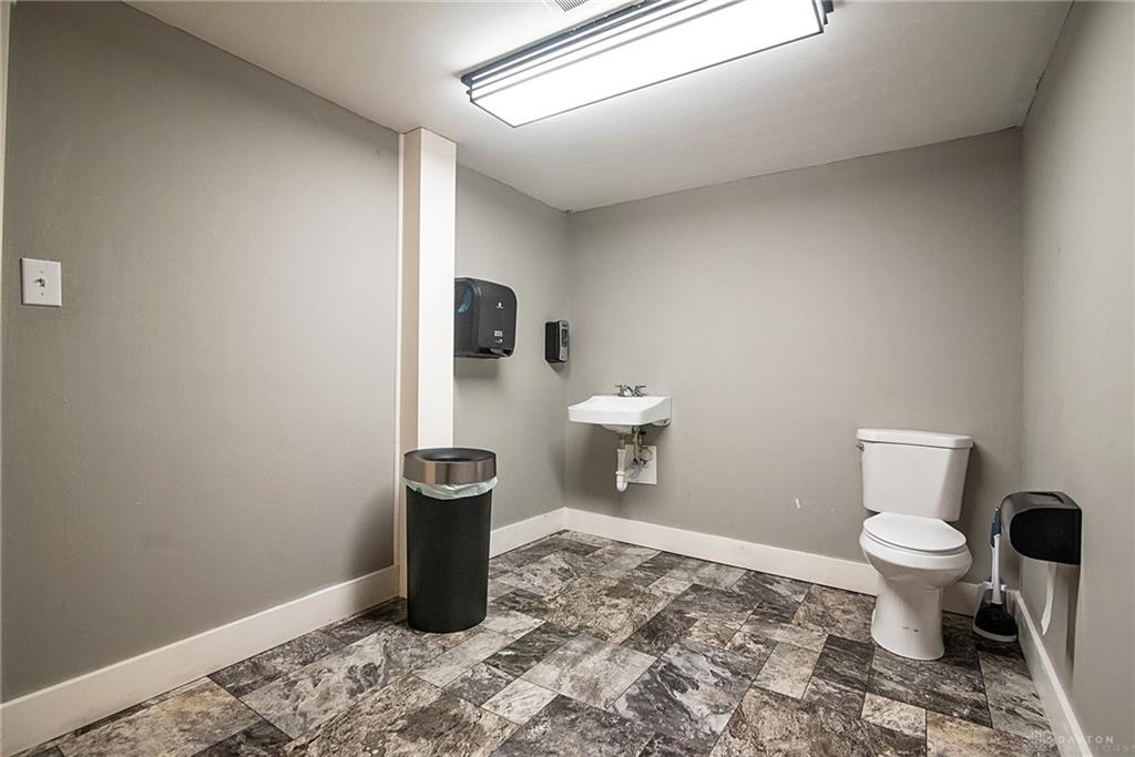 1701 Lexington Property Photo 14
