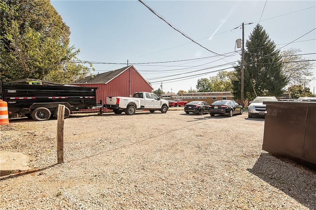 1701 Lexington Property Photo 38