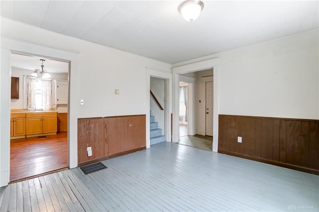 108 E Dayton Property Photo 12