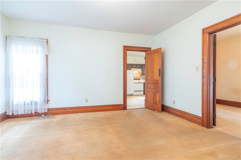 607 W Ash Property Photo 11
