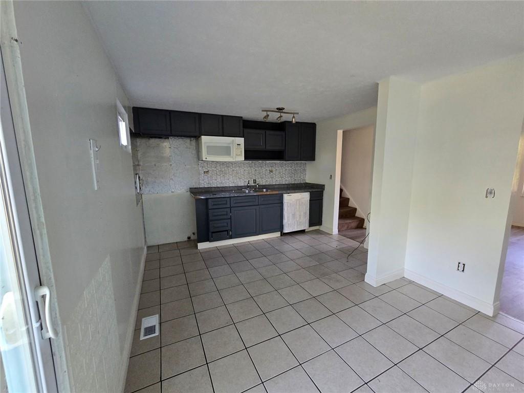 10242 Chippenham Property Photo 2