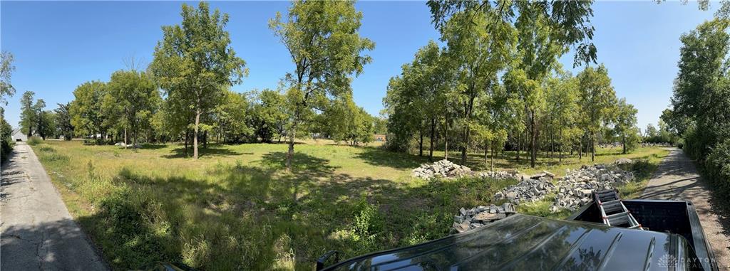 00 Salem Bend Property Photo 2