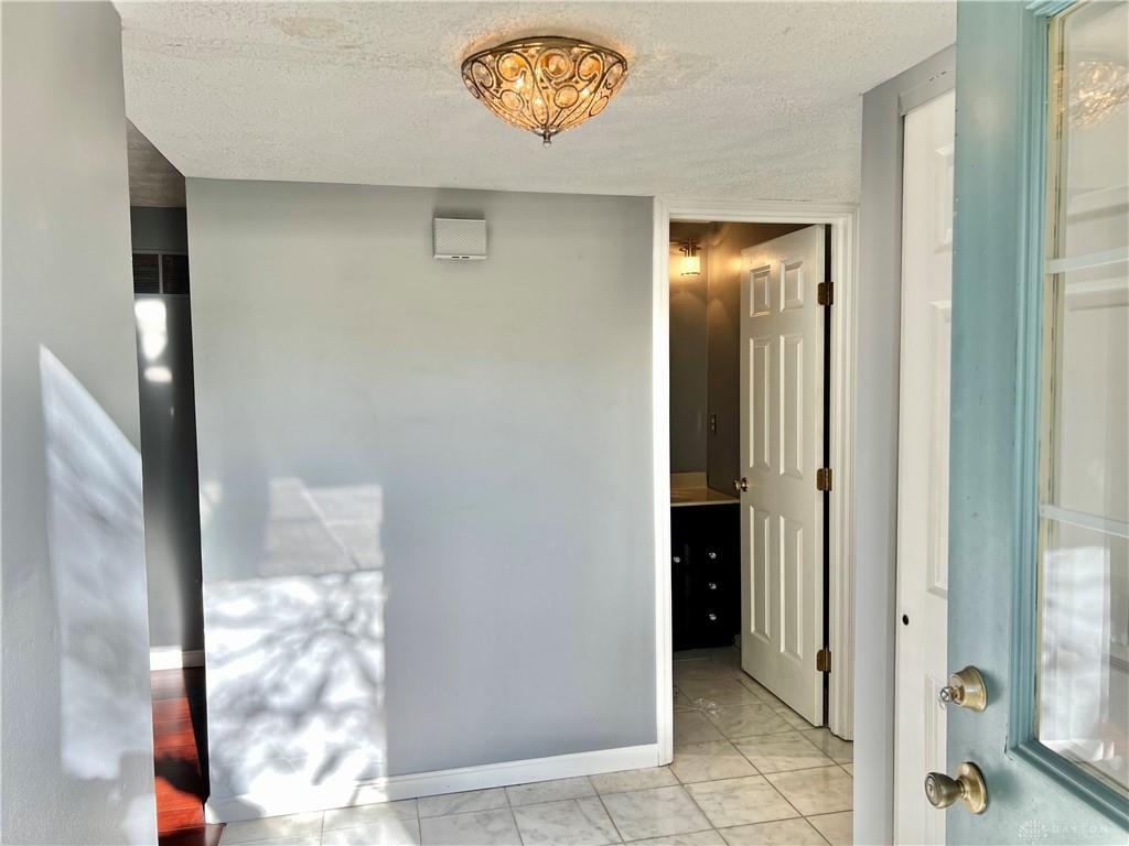5 Devon Court Property Photo 8