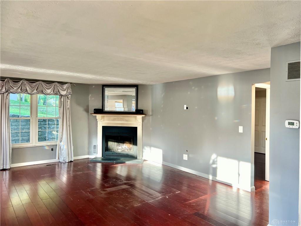 5 Devon Court Property Photo 9