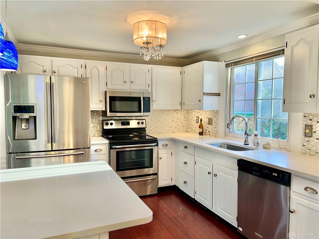 5 Devon Court Property Photo 14