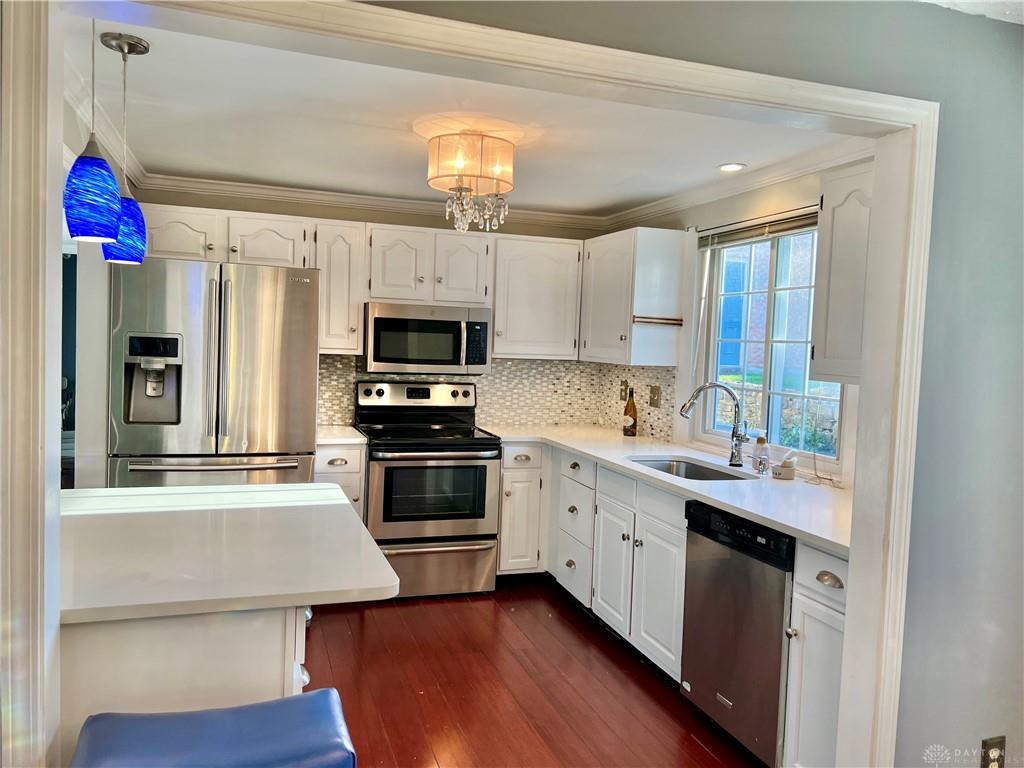 5 Devon Court Property Photo 19