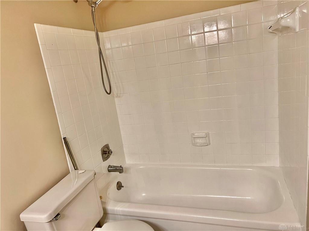 5 Devon Court Property Photo 24