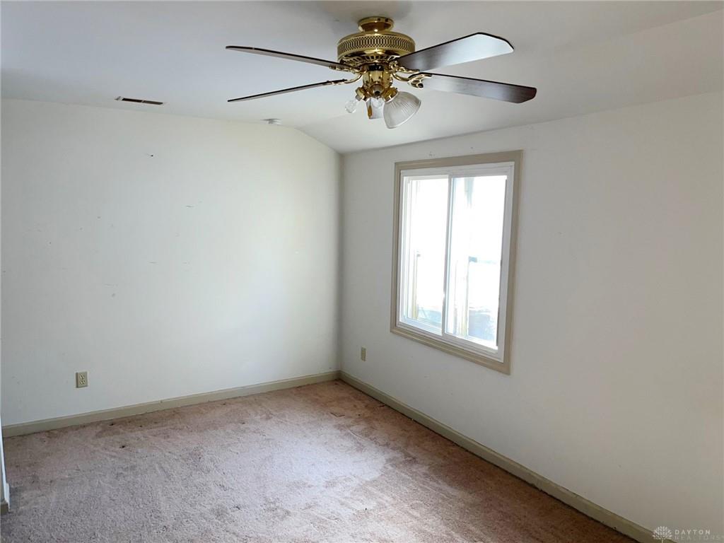 1142 Holly Avenue Property Photo 6