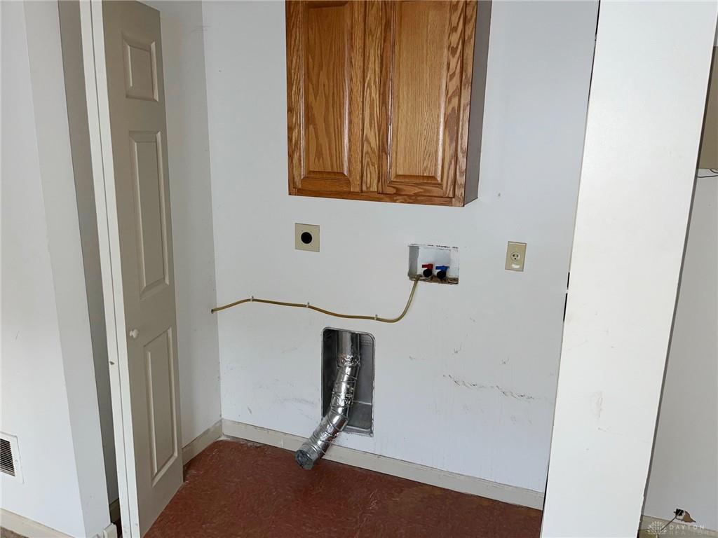 1142 Holly Avenue Property Photo 7