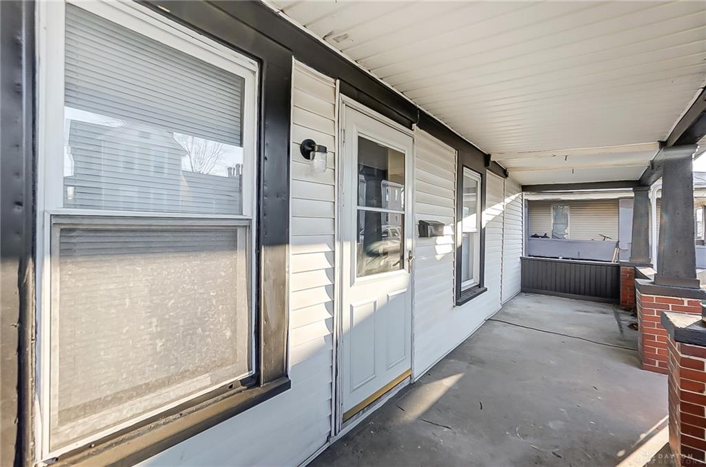 718 Summer Property Photo 5