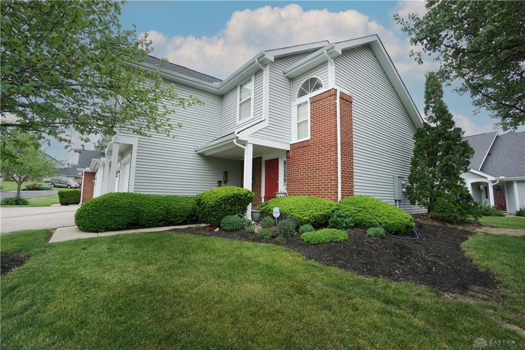 5275 Bay Pointe Property Photo 3
