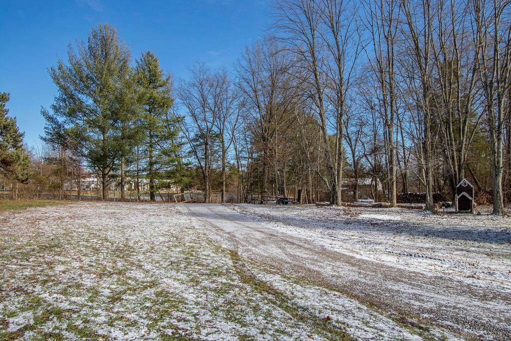 8559 Maineville Road Property Photo 15