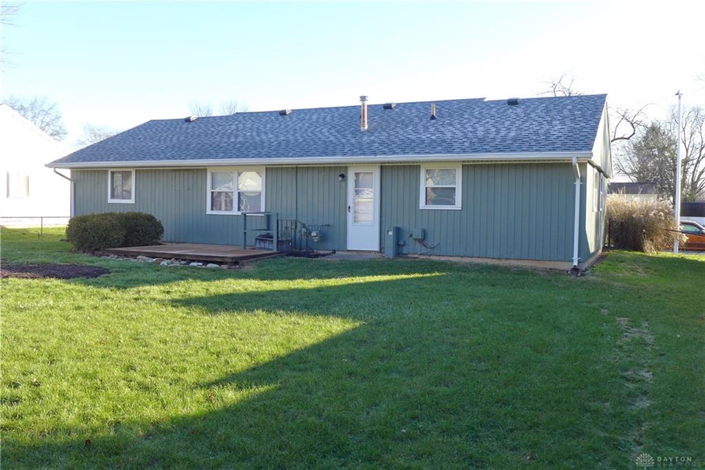 907 White Pine Property Photo 2