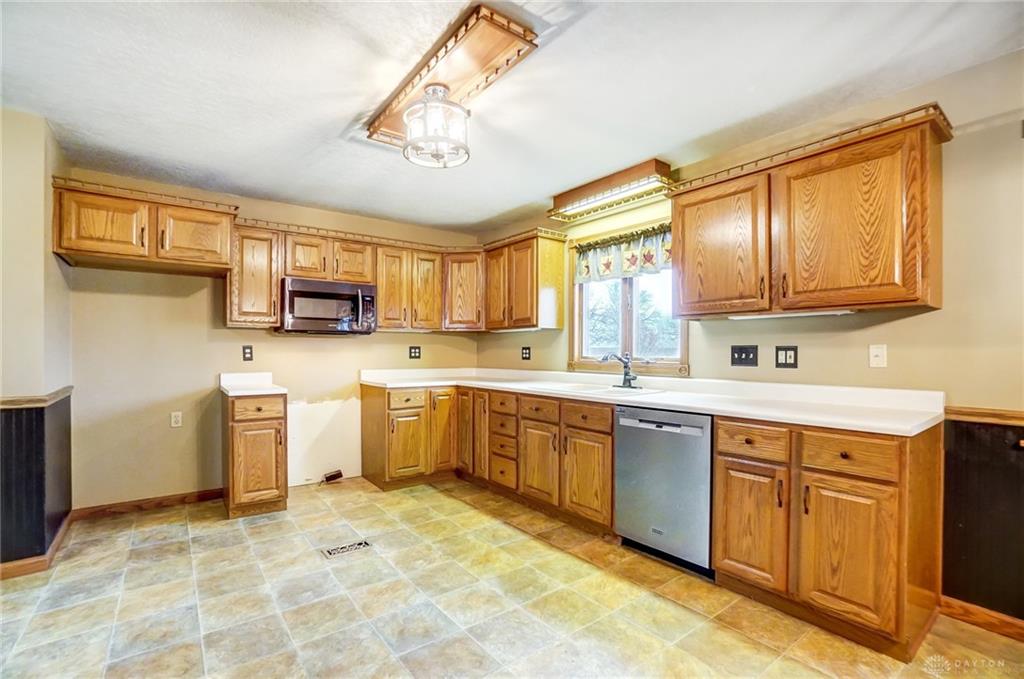 1384 Michael Avenue Property Photo 18