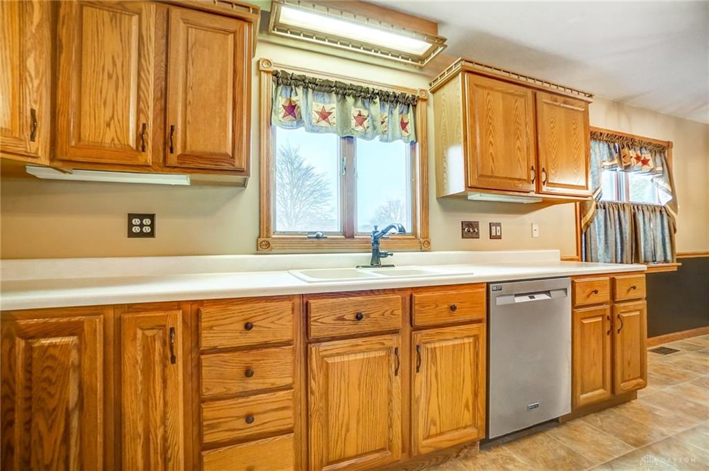 1384 Michael Avenue Property Photo 20