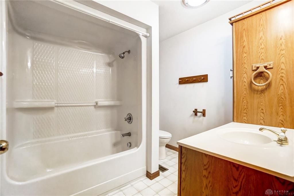 1384 Michael Avenue Property Photo 34