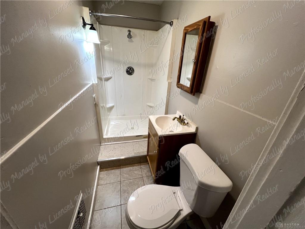 218 Klee Property Photo 7