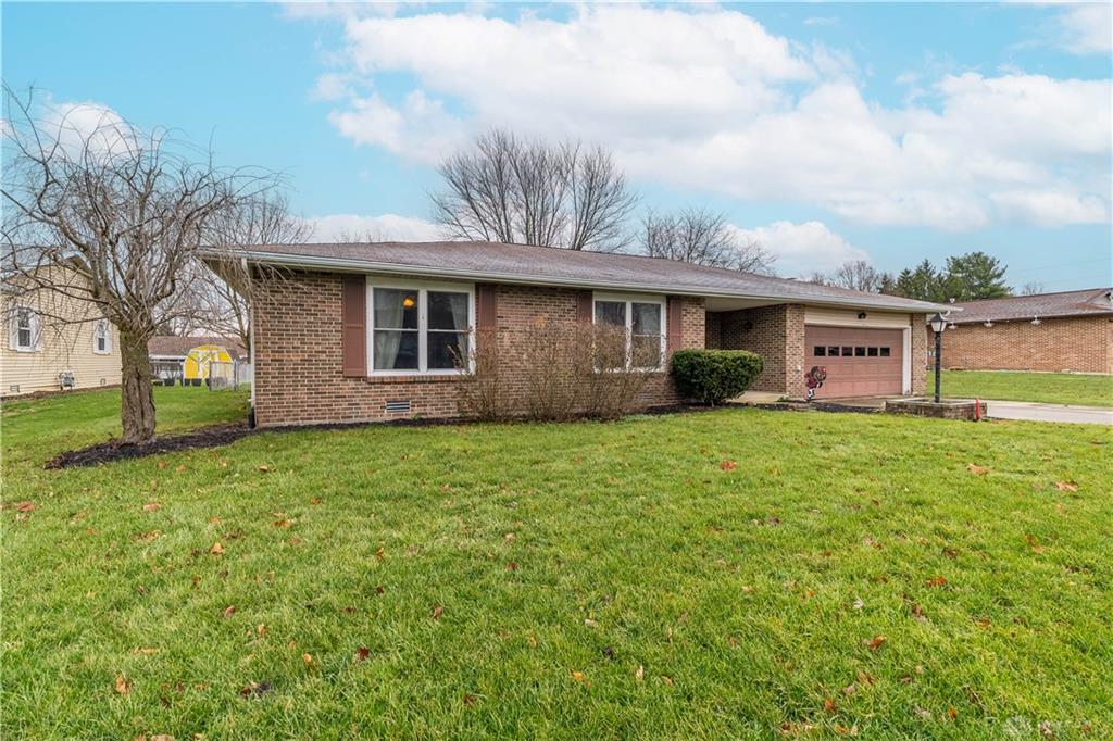 2634 Spearhead Court Property Photo 2
