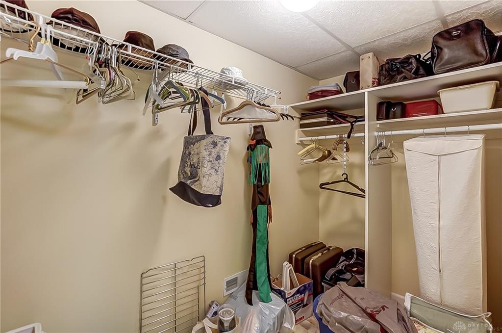 519 Romadoor Property Photo 32