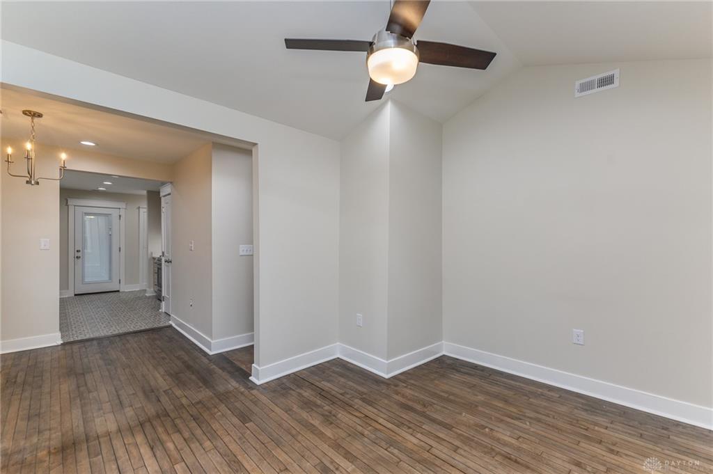1660 Flesher Avenue Property Photo 6