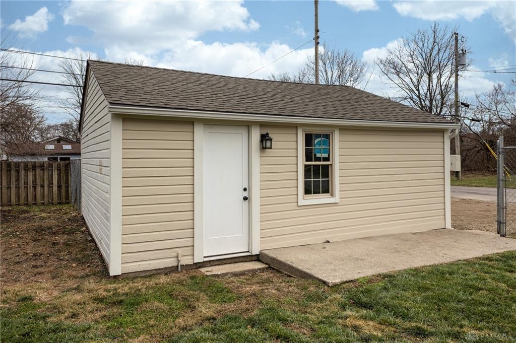 1660 Flesher Avenue Property Photo 23