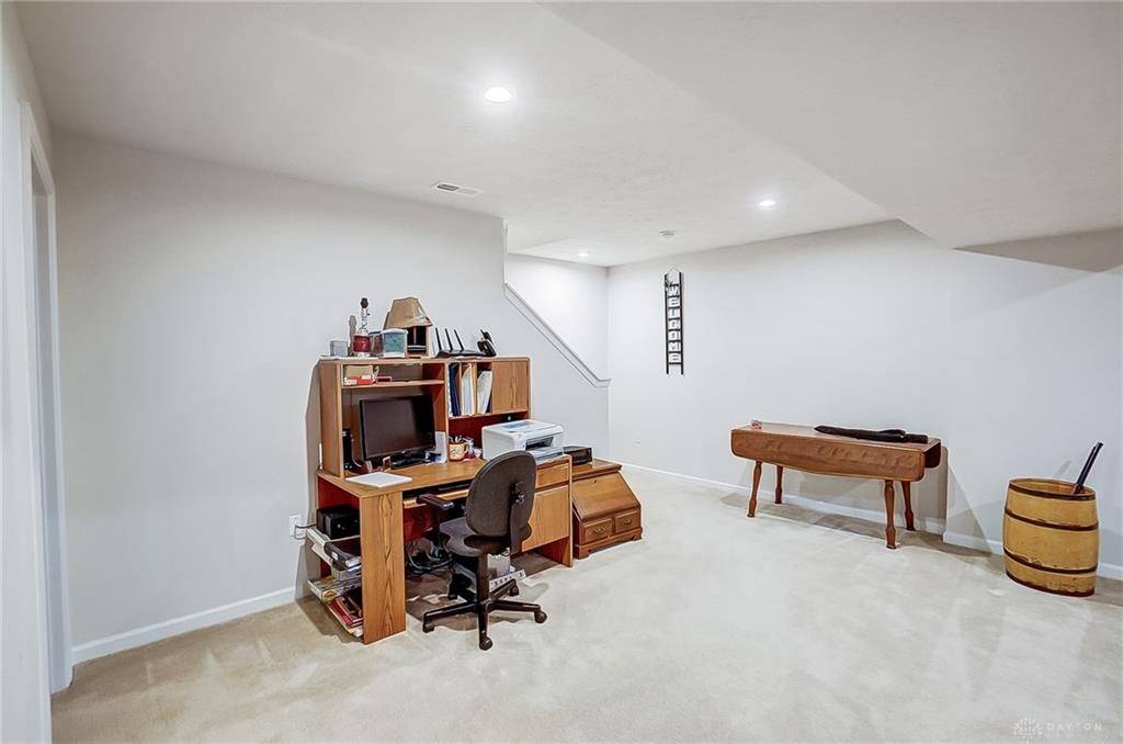 2747 Blueflag Street Property Photo 32