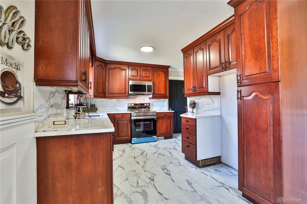 2234 Sunnyland Boulevard Property Photo 9