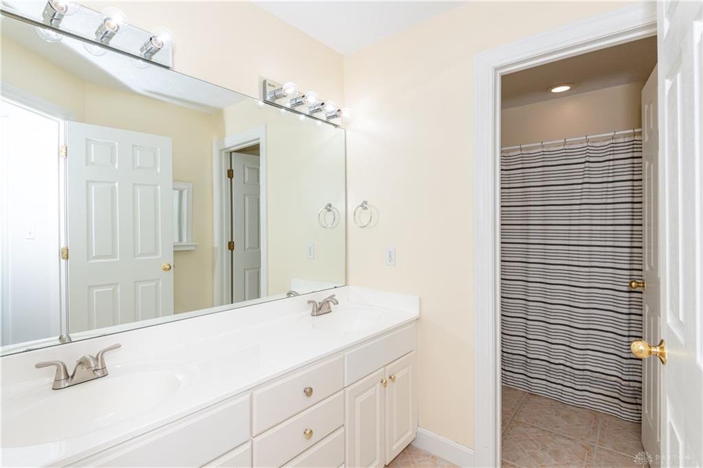 80 Glencoe Court Property Photo 35