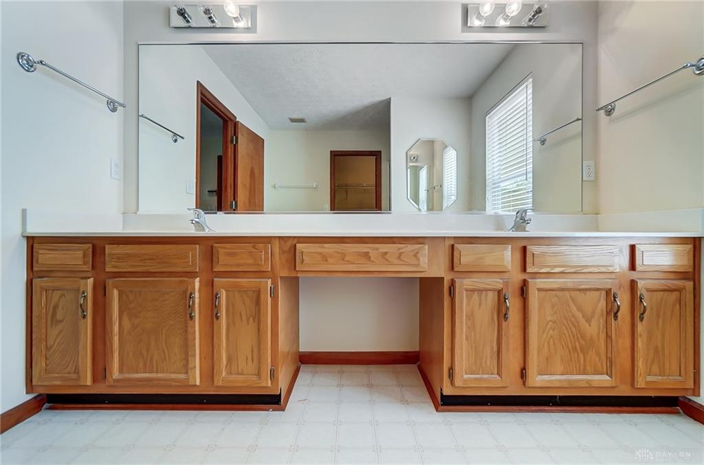 104 Governors Hill Court Property Photo 28