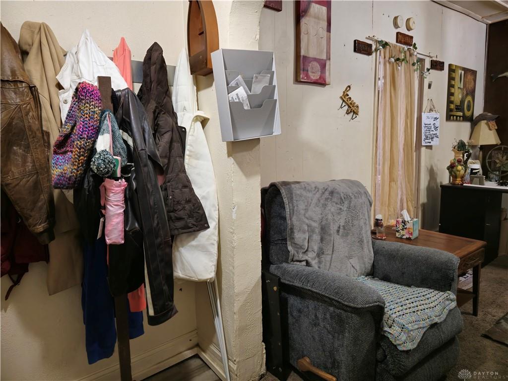 952 Lexington Avenue Property Photo 3
