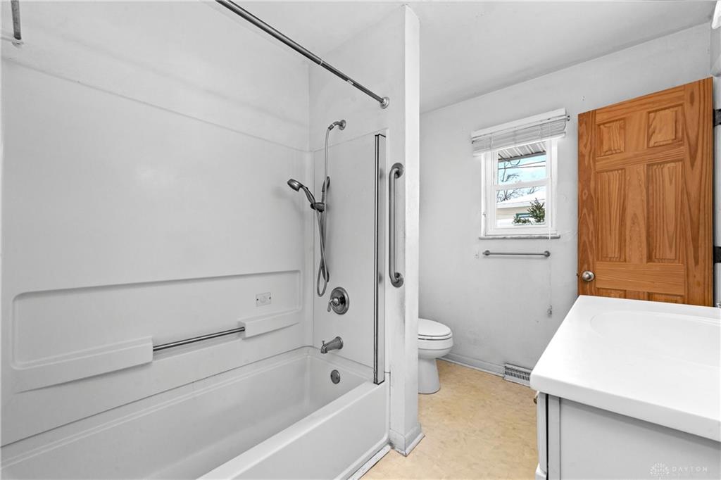 3910 Liebherr Drive Property Photo 25