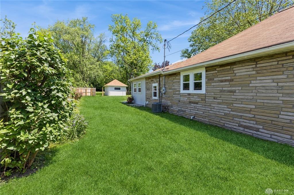4209 Lewis Street Property Photo 3