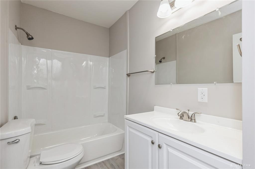 4209 Lewis Street Property Photo 13