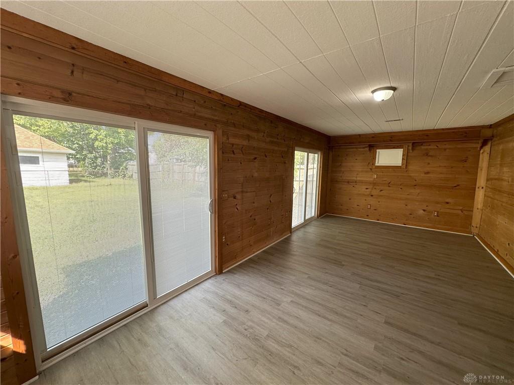 4209 Lewis Street Property Photo 19