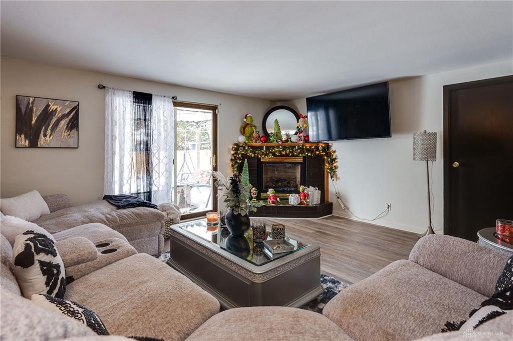 5545 Clagston Court Property Photo 4