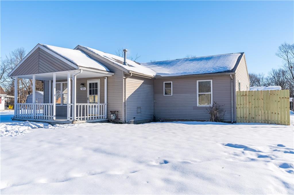 4620 Ross Avenue Property Photo 2