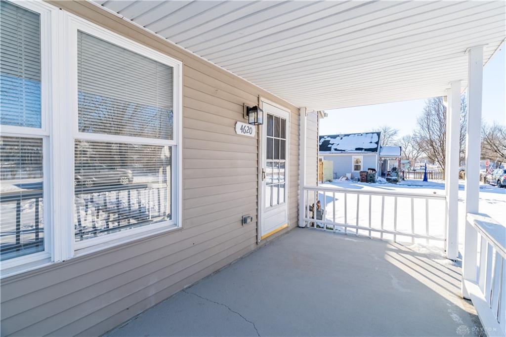 4620 Ross Avenue Property Photo 3
